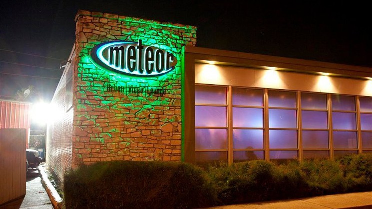 Meteor Lounge -- Houston Press